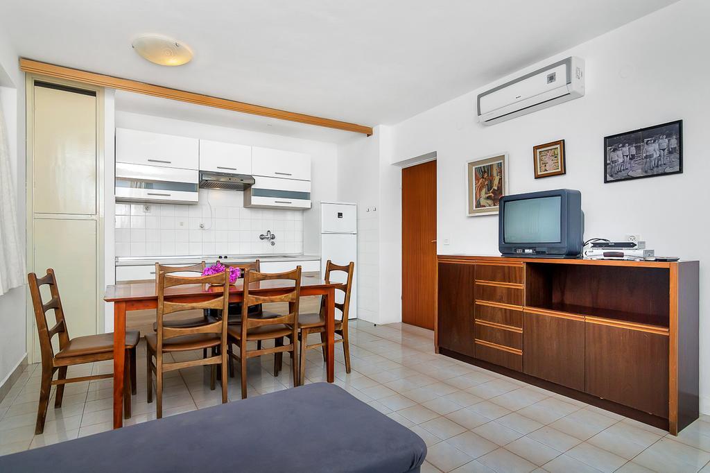 Apartmani Cico Gdinj المظهر الخارجي الصورة