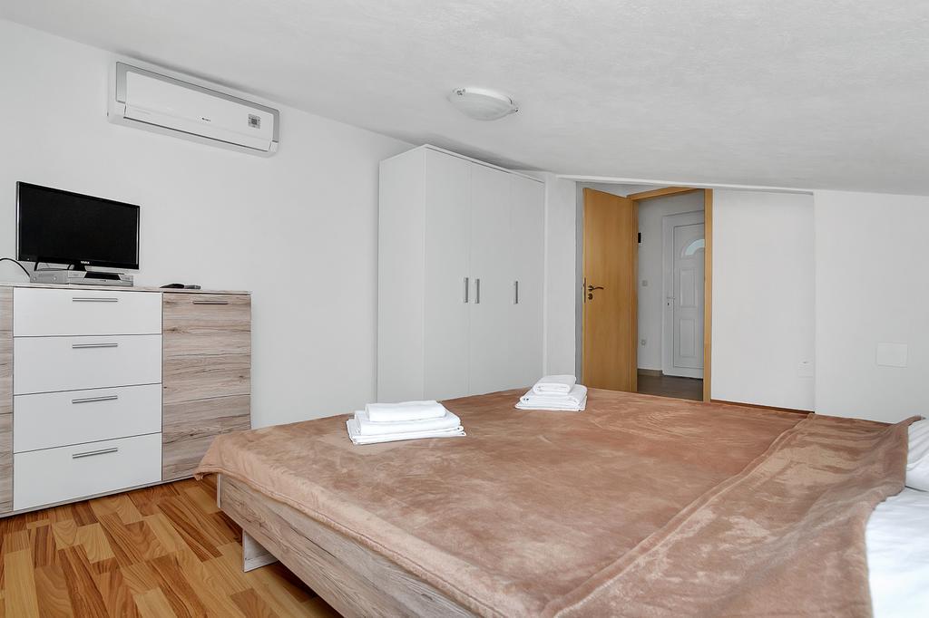 Apartmani Cico Gdinj المظهر الخارجي الصورة