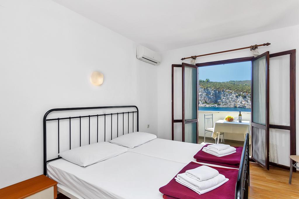 Apartmani Cico Gdinj المظهر الخارجي الصورة
